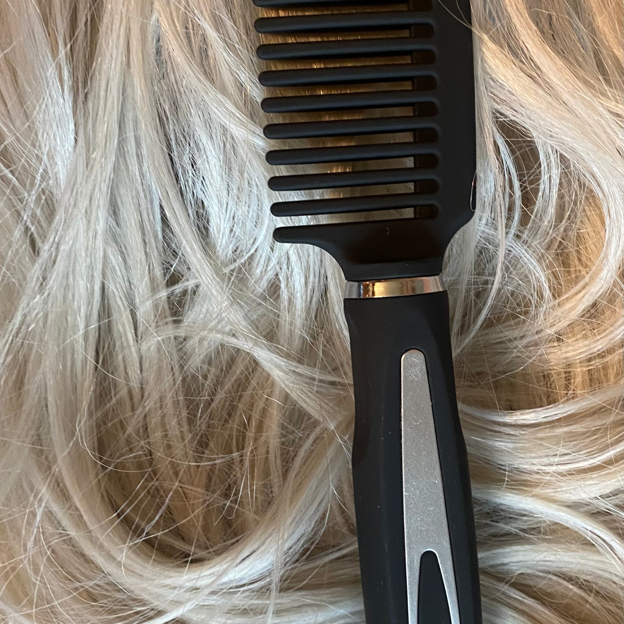 Wig comb